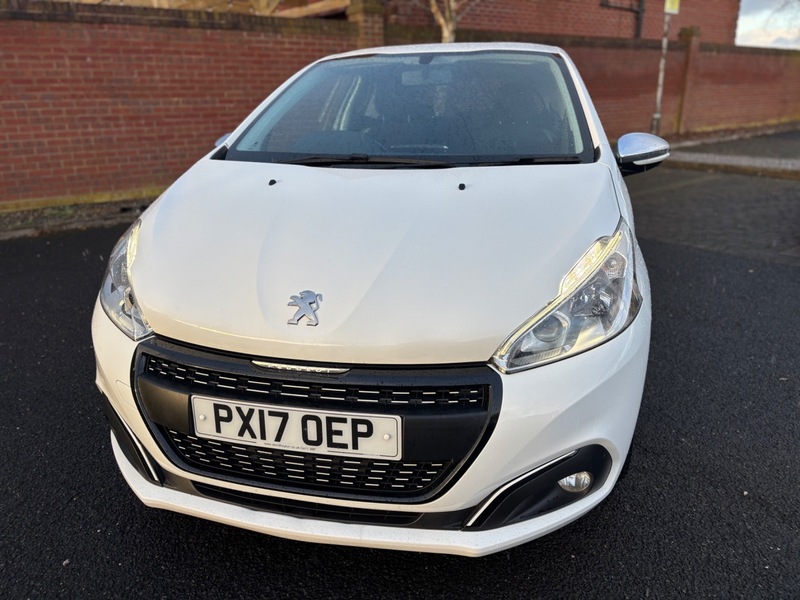 Used Peugeot 208 2017 for sale - 76798914: Photo 2