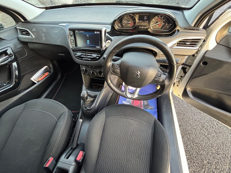Used Peugeot 208 2017 for sale - 76798914: Photo 22