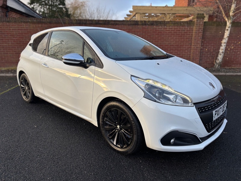 Used Peugeot 208 2017 for sale - 76798914: Photo 5