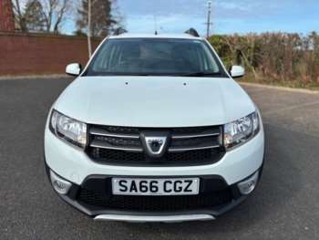 Used Dacia Sandero 2016 for sale - 74040371: Photo