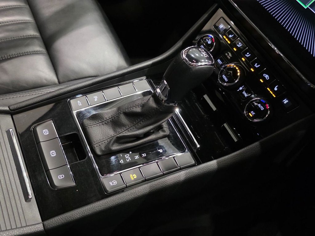 Used Skoda Superb 2018 for sale - 76029690: Photo 19