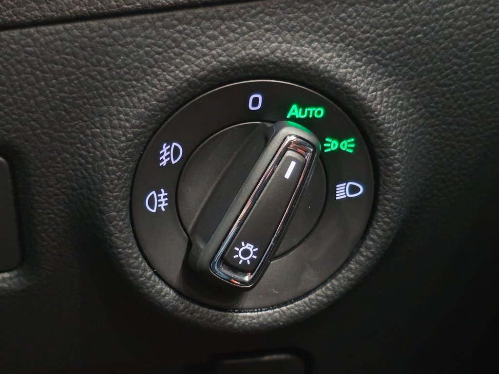 Used Skoda Superb 2018 for sale - 76029690: Photo 23