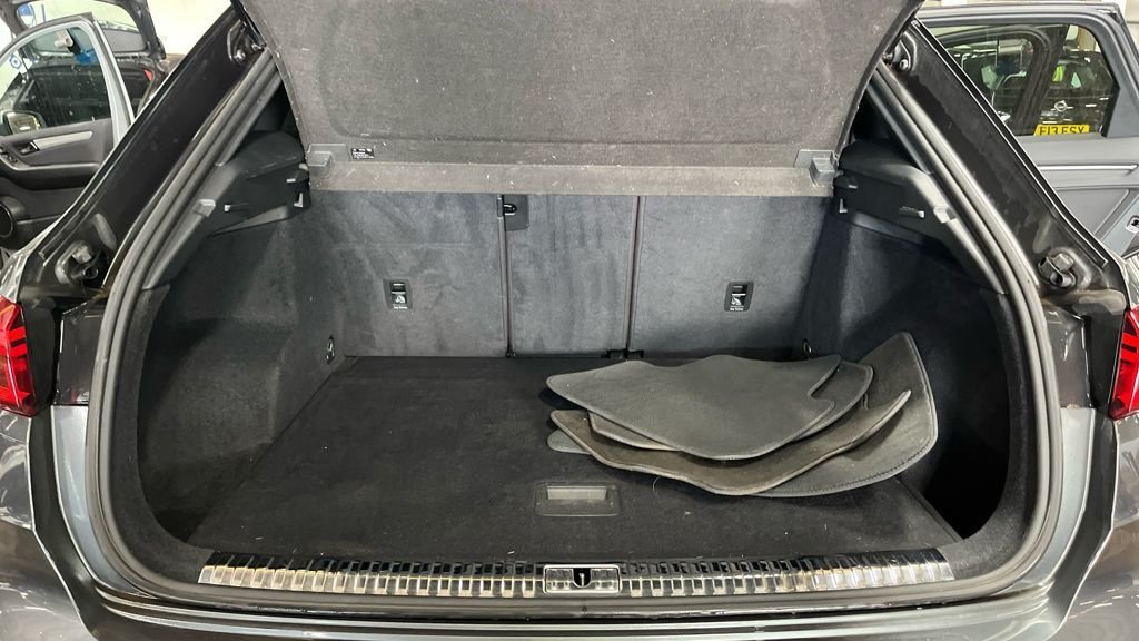 Used Audi Q3 2020 for sale - 77936646: Photo 11