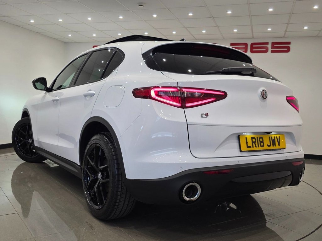 Used Alfa Romeo Stelvio 2018 for sale - 76118839: Photo 17