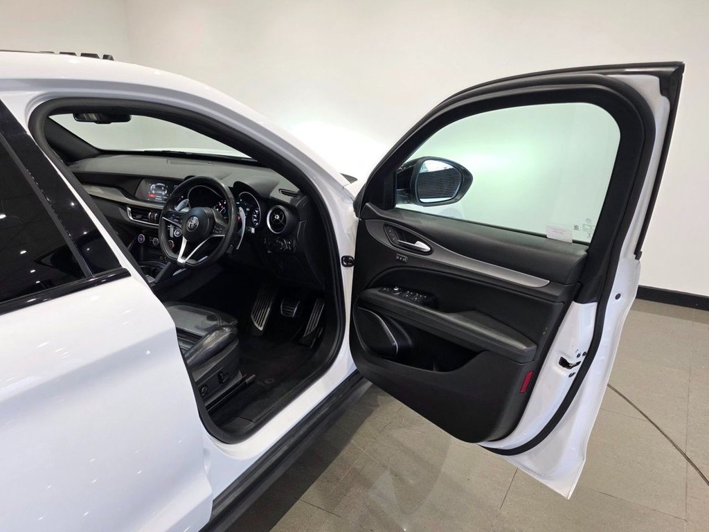 Used Alfa Romeo Stelvio 2018 for sale - 76118839: Photo 37