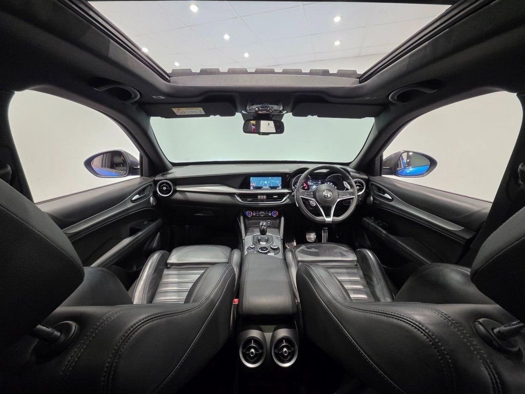 Used Alfa Romeo Stelvio 2018 for sale - 76118839: Photo 6