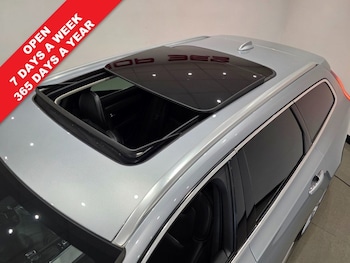 Used Volvo V90 2017 for sale - 76048410: Photo
