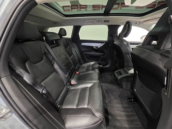 Used Volvo V90 2017 for sale - 76048410: Photo