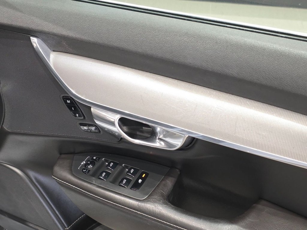 Used Volvo V90 2017 for sale - 76048410: Photo 42