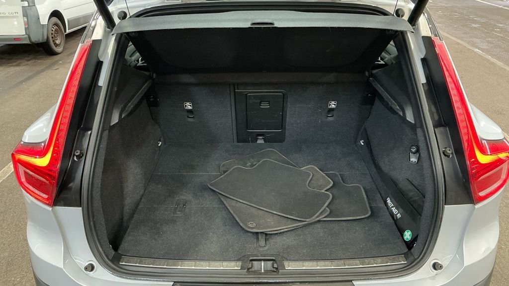 Used Volvo XC40 2019 for sale - 77792309: Photo 12