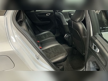 Used Volvo XC40 2019 for sale - 77792309: Photo