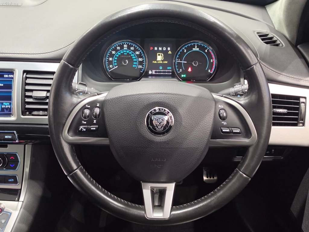 Used Jaguar XF 2012 for sale - 77792223: Photo 21