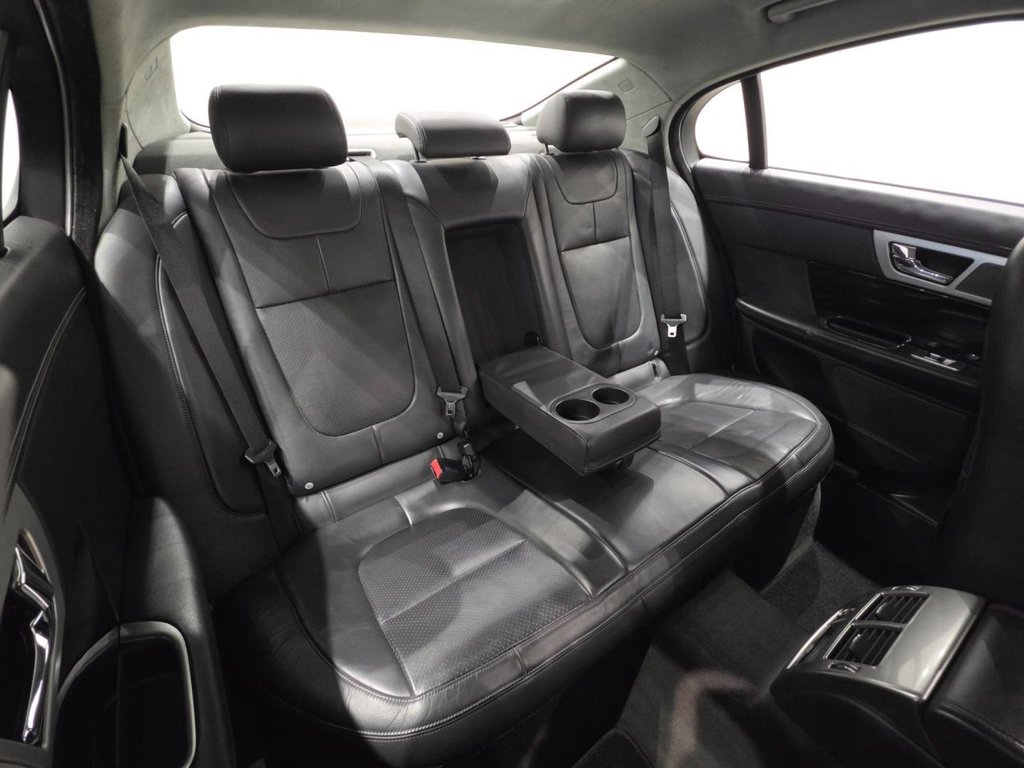 Used Jaguar XF 2012 for sale - 77792223: Photo 5