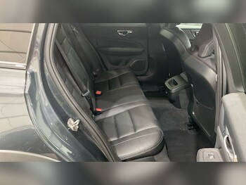 Used Volvo V60 2019 for sale - 78458560: Photo