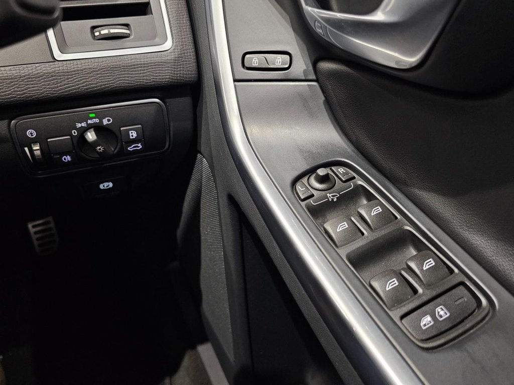 Used Volvo XC60 2014 for sale - 76074204: Photo 19