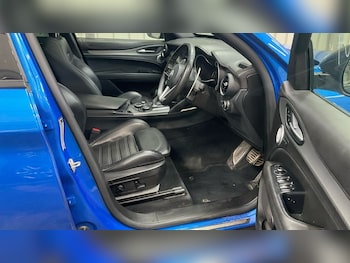 Used Alfa Romeo Stelvio 2020 for sale - 75911882: Photo