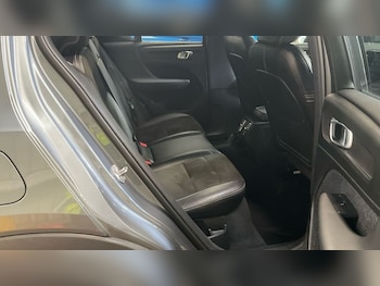Used Volvo XC40 2018 for sale - 75923862: Photo