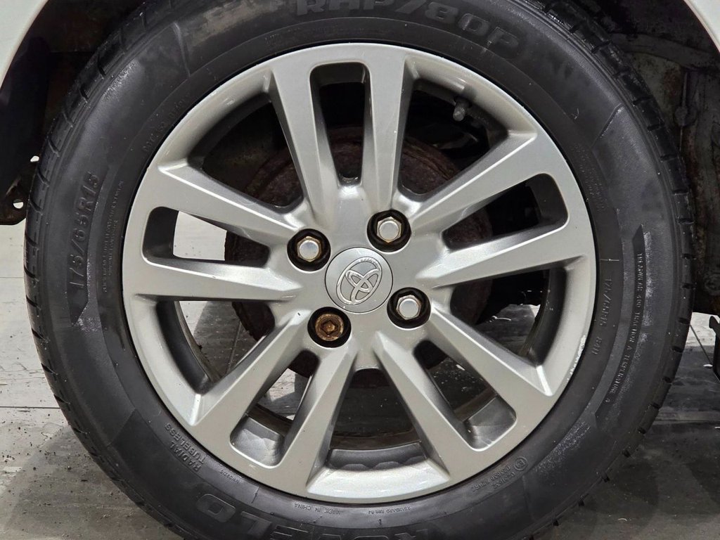 Used Toyota Yaris 2014 for sale - 77153687: Photo 26