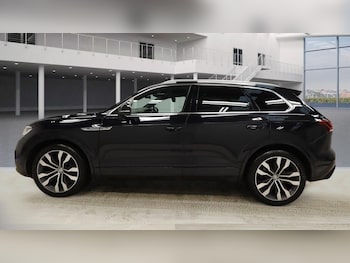 Used Volkswagen Touareg 2019 for sale - 77436944: Photo