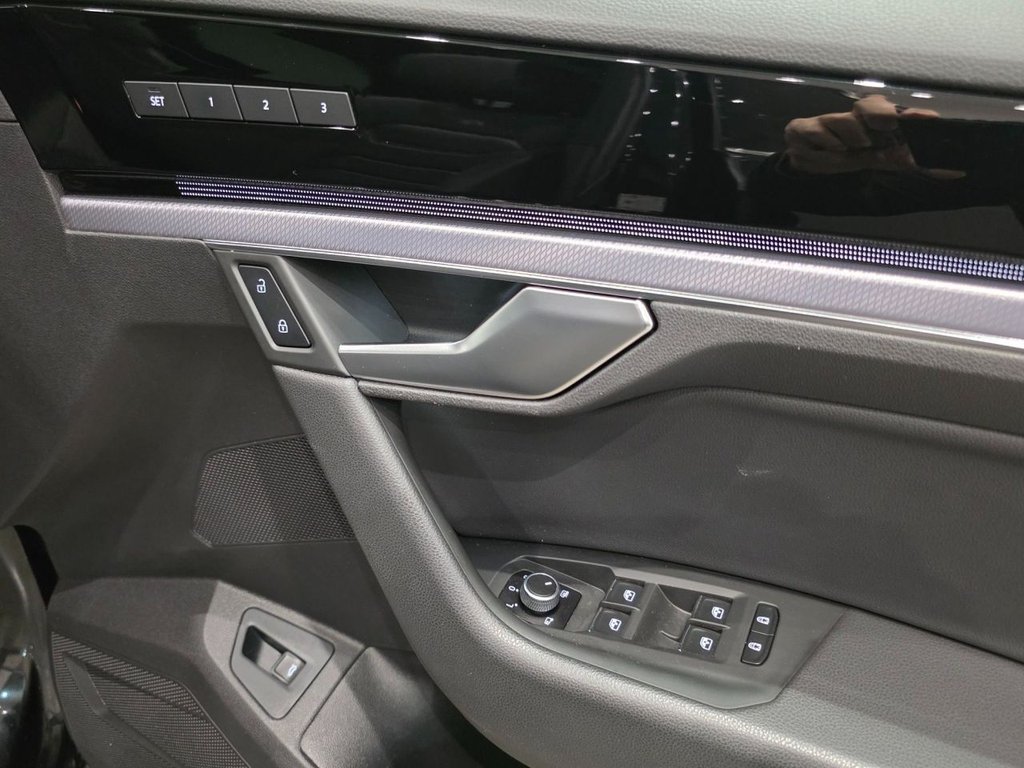 Used Volkswagen Touareg 2019 for sale - 77436944: Photo 42