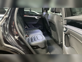 Used Volkswagen Touareg 2019 for sale - 77436944: Photo