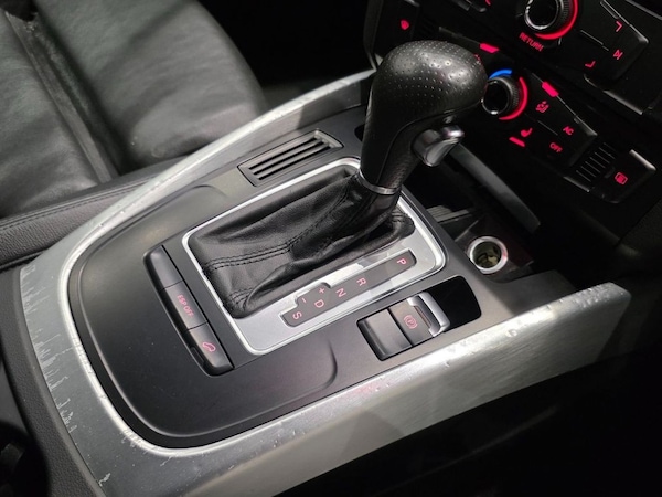 Used Audi Q5 2009 for sale - 76202402: Photo 17