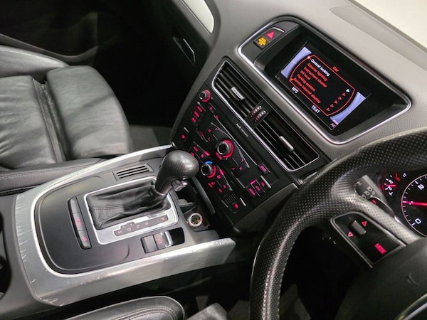 Used Audi Q5 2009 for sale - 76202402: Photo 50