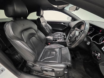 Used Audi A5 2012 for sale - 76297138: Photo