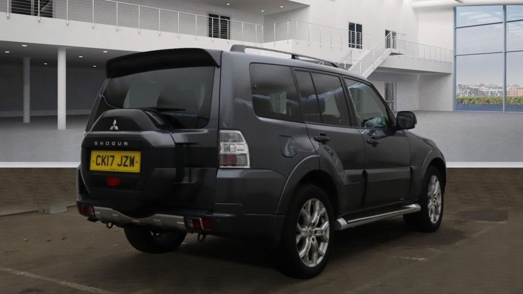 Used Mitsubishi Shogun 2017 for sale - 76617660: Photo 11