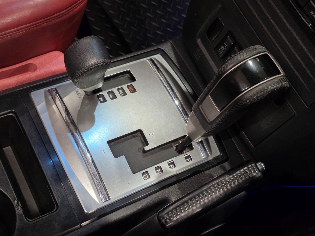 Used Mitsubishi Shogun 2017 for sale - 76617660: Photo 24