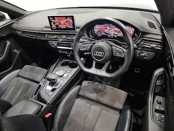 Used Audi A4 Avant 2018 for sale - 76317114: Photo
