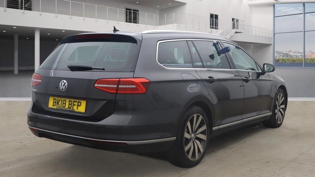 Used Volkswagen Passat 2018 for sale - 76632053: Photo 10