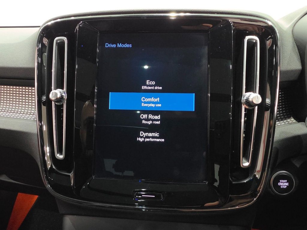 Used Volvo XC40 2018 for sale - 78044806: Photo 28