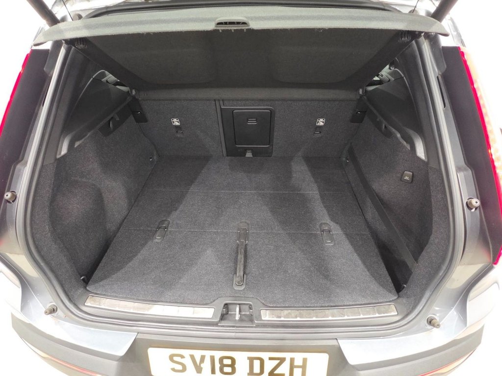 Used Volvo XC40 2018 for sale - 78044806: Photo 42