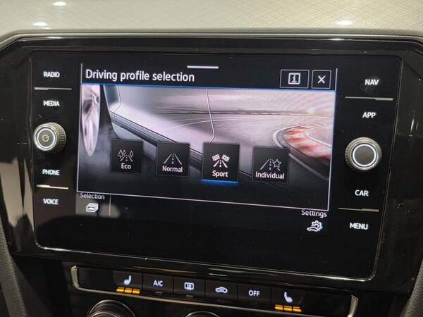 Used Volkswagen Passat 2021 for sale - 76009408: Photo 21