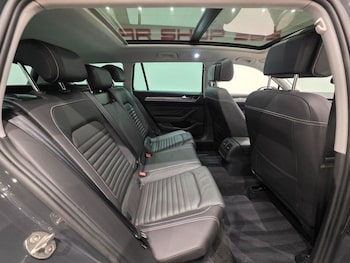 Used Volkswagen Passat 2021 for sale - 76009408: Photo 3