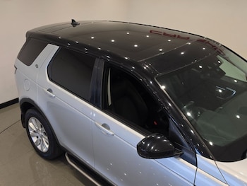 Used Land Rover Discovery Sport 2015 for sale - 79346012: Photo