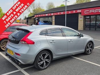 Used Volvo V40 2016 for sale - 78458224: Photo