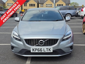 Used Volvo V40 2016 for sale - 78458224: Photo