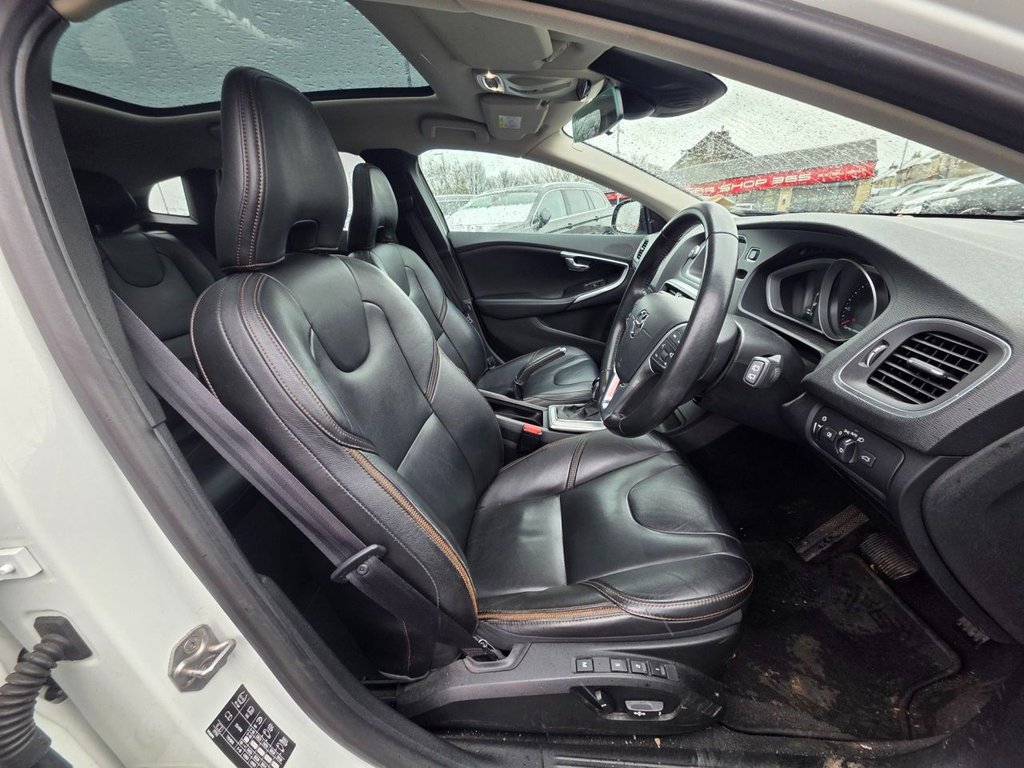 Used Volvo V40 2018 for sale - 77547064: Photo 13