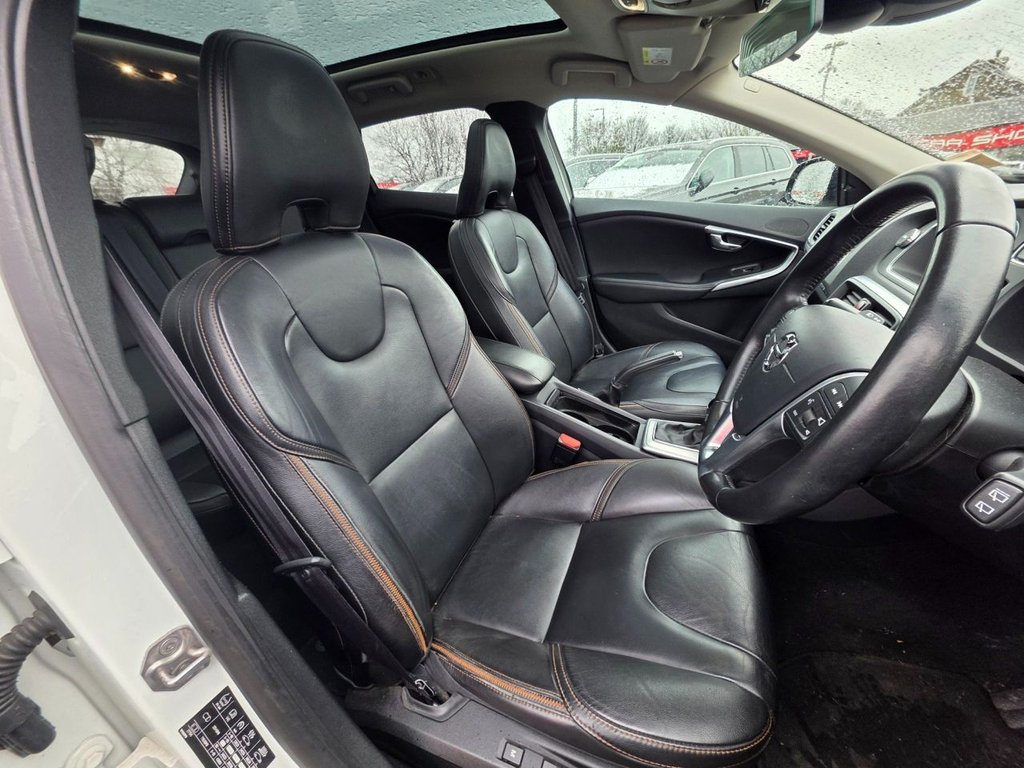 Used Volvo V40 2018 for sale - 77547064: Photo 14