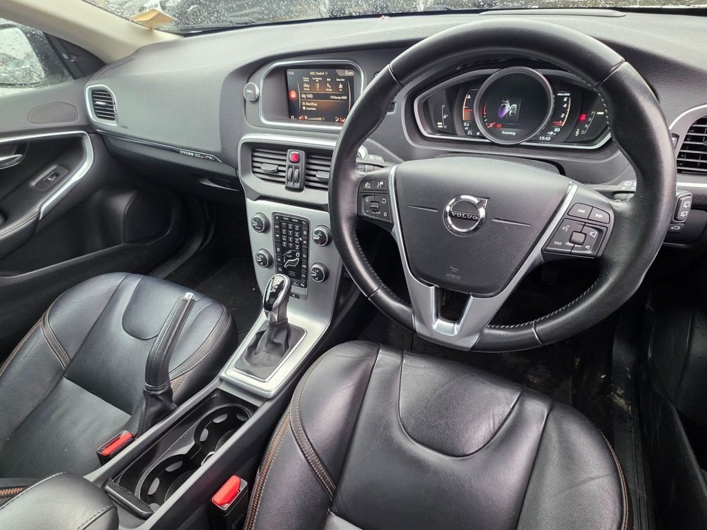 Used Volvo V40 2018 for sale - 77547064: Photo 18