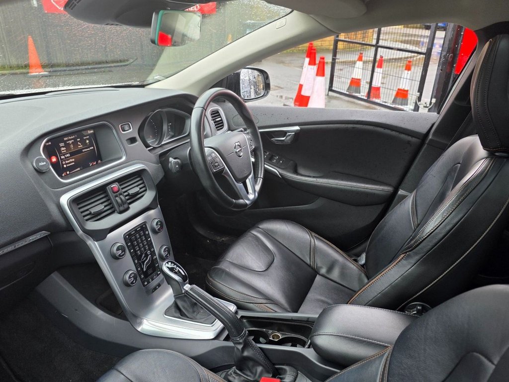 Used Volvo V40 2018 for sale - 77547064: Photo 31