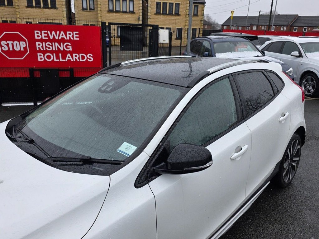 Used Volvo V40 2018 for sale - 77547064: Photo 41