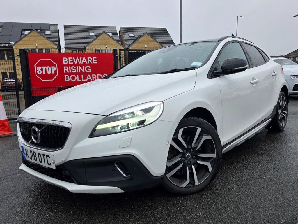 Used Volvo V40 2018 for sale - 77547064: Photo 42