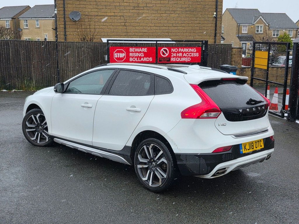 Used Volvo V40 2018 for sale - 77547064: Photo 8