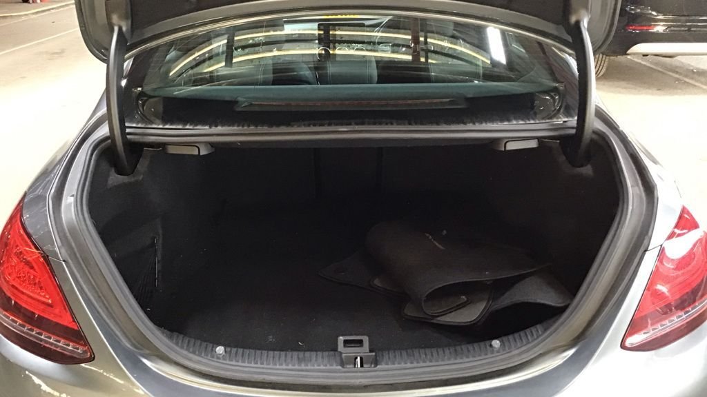 Used Mercedes-Benz C Class 2019 for sale - 76923936: Photo 11