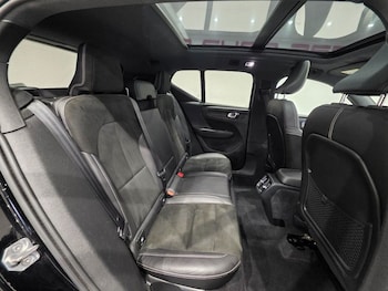 Used Volvo XC40 2018 for sale - 75777368: Photo