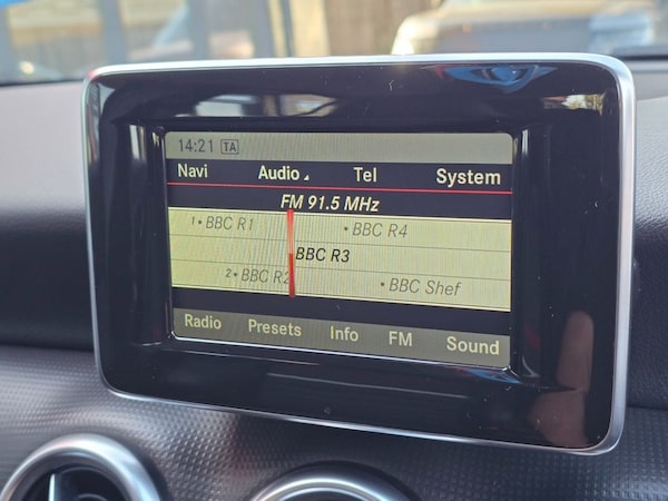 Used Mercedes-Benz A-Class 2015 for sale - 76245283: Photo 12