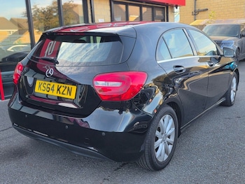 Used Mercedes-Benz A-Class 2015 for sale - 76245283: Photo